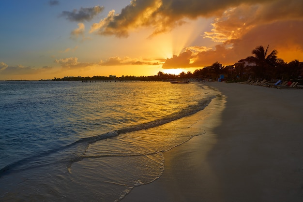 Mahahual spiaggia caraibica in Costa Maya