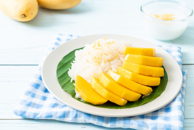 mango con riso appiccicoso