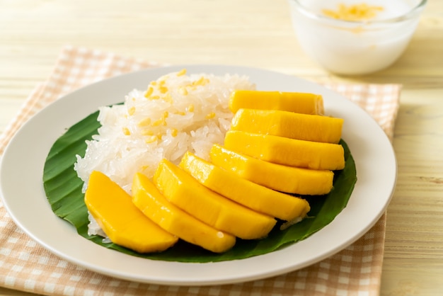 mango con riso appiccicoso