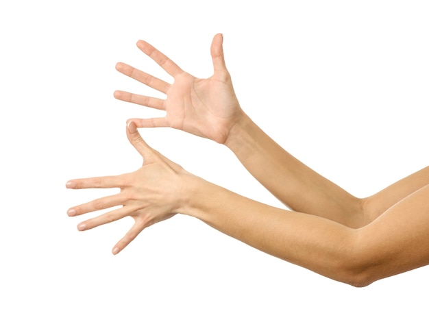 Mani con il manicure francese che gesturing isolato