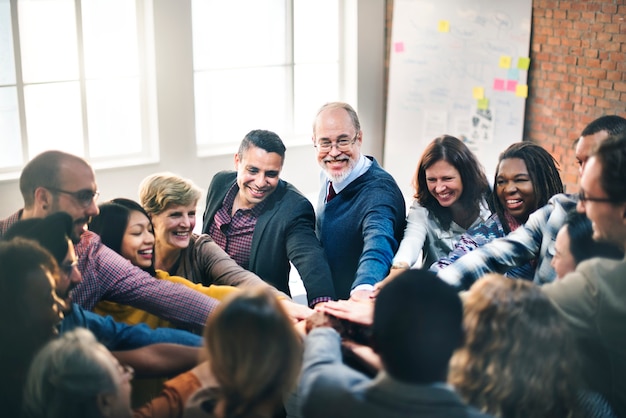 Mani unite per il lavoro di squadra