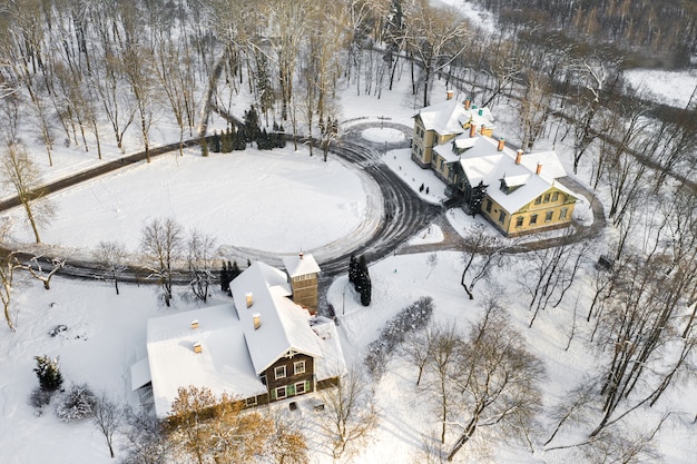 Maniero nel Parco invernale Loshitsky. Minsk, Bielorussia.