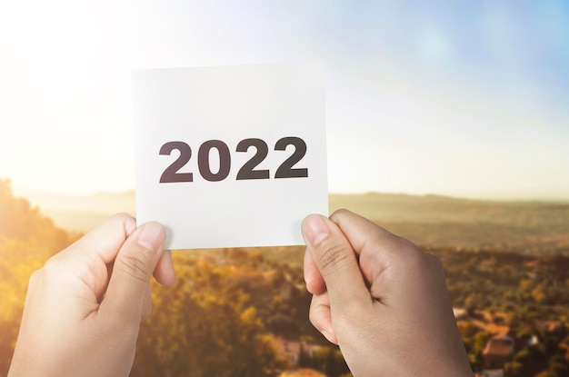 Mano che tiene 2022. Felice Anno Nuovo 2022