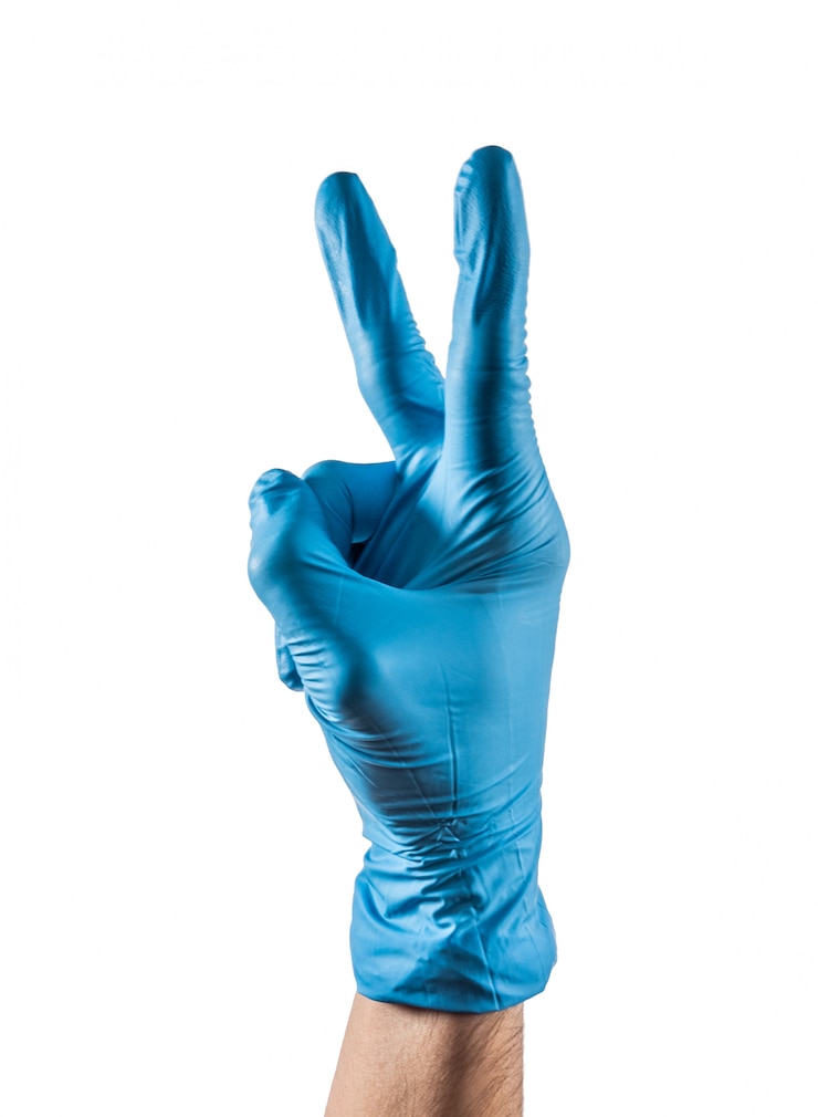 Foto mano con guanto in lattice blu che mostra due dita