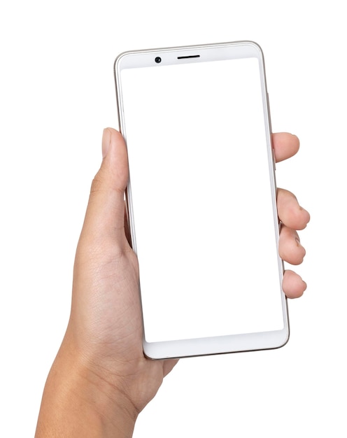 Mano giovane donna in possesso di smartphone con schermo vuoto isolato su sfondo bianco con tracciato di ritaglio