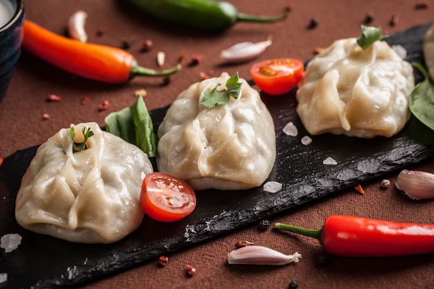 Manti uzbeko con carne di agnello.