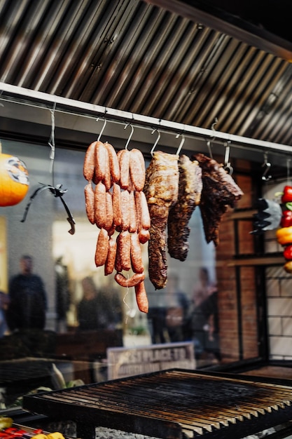 Manzo alla griglia di ottima qualità in un ristorante di lusso.