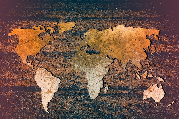 Mappa del mondo approssimativamente delineata con sfondo a parete
