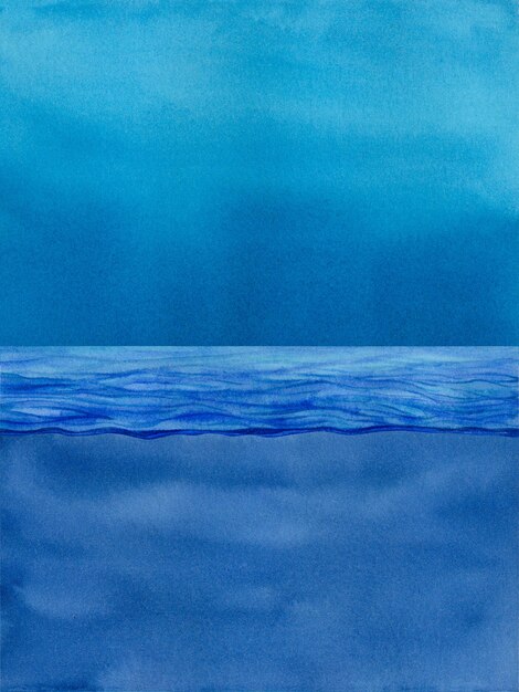 Mare acquamarina magico dell'acquerello contro il cielo blu con la sua parte sottomarina.