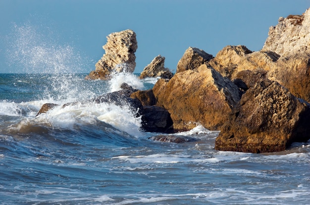 Mare blu in tempesta