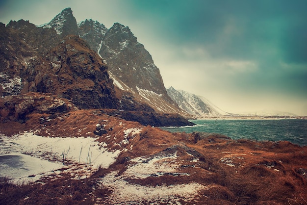 Mare di Norvegia d'inverno