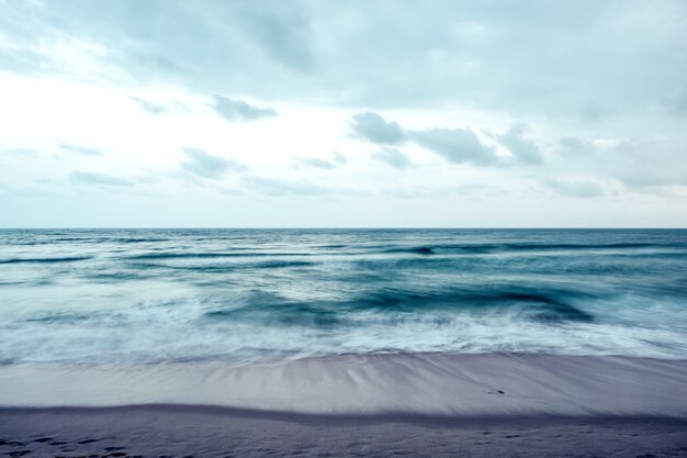 Mare e cielo blu