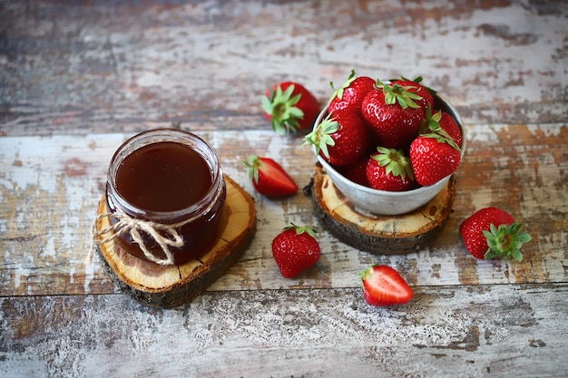 Marmellata di fragole fresca Marmellata di fragole fatta in casa