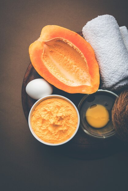 Maschera viso alla papaya per il trattamento dell'acne, messa a fuoco selettiva