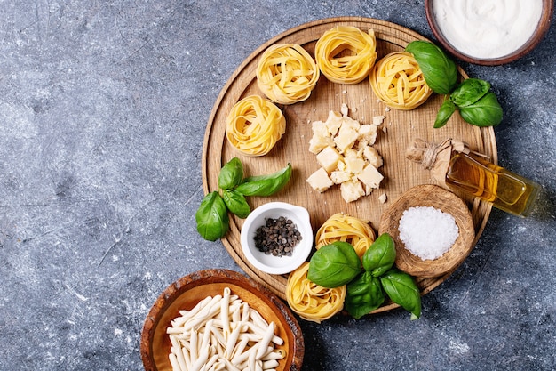 Materie prime per cucinare la pasta