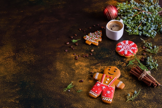 Mattina di Natale con caffè profumato