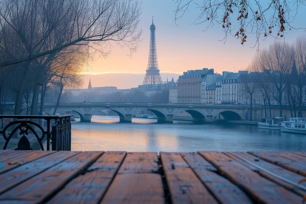 Mattina nebbiosa a Parigi