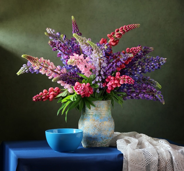 Mazzo di fiori in un vaso