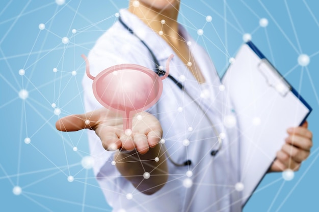 Medic mostra la vescica su uno sfondo blu