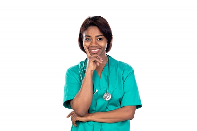 Medico africano con uniforme verde