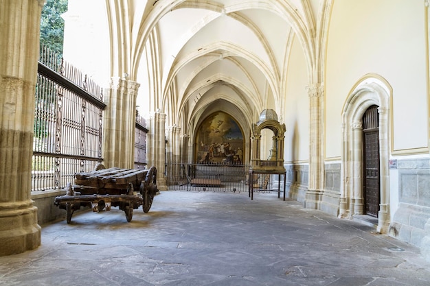 medievale, Chiostro della Cattedrale di Toledo in Spagna