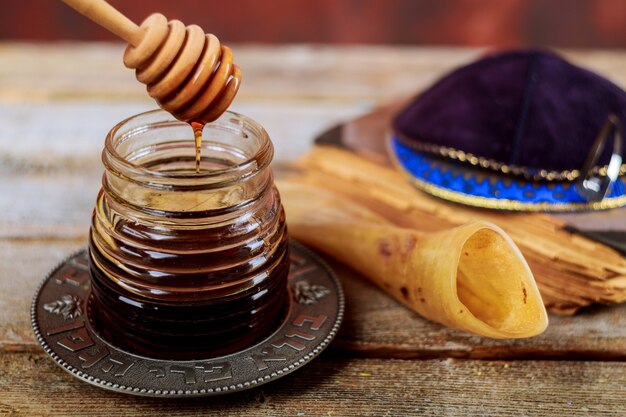 Melograno, mela e miele, festa ebraica di Capodanno, Rosh Hashana