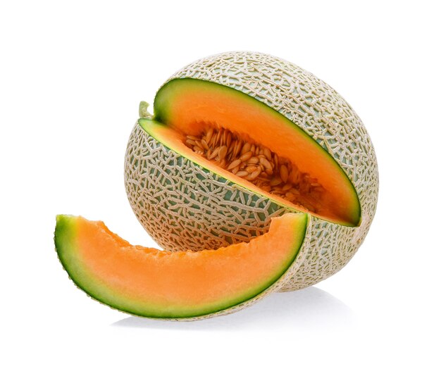 Melone cantalupo isolato