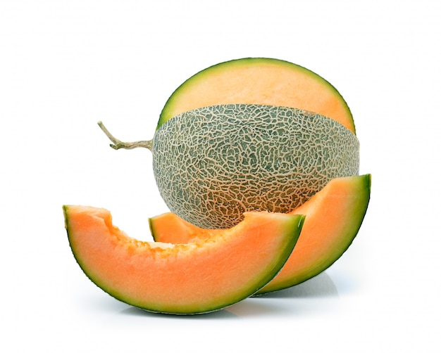 Melone isolato su spazio bianco