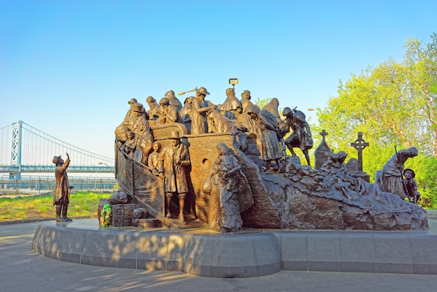 Memoriale della carestia irlandese a Penns Landing a Philadelphia, Pennsylvania, USA.