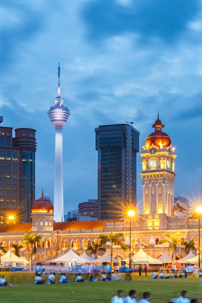 Merdeka Square nel centro di Kuala Lumpur al crepuscolo