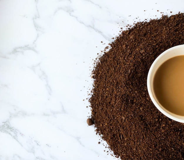 Metà della tazza di caffè