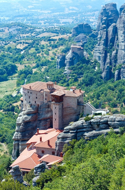 Meteora - importante complesso di monasteri rupestri in Grecia