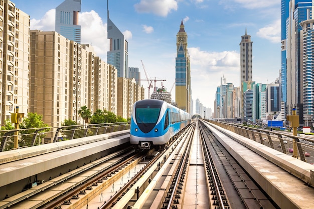 Metropolitana di Dubai, città degli Emirati Arabi Uniti