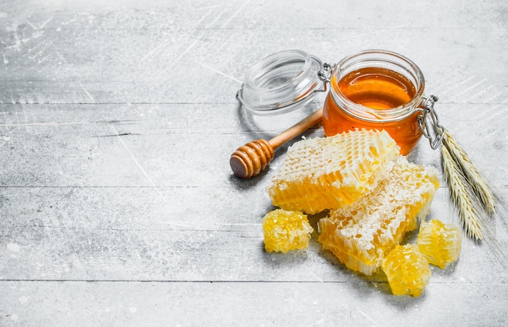 Foto miele naturale in favi
