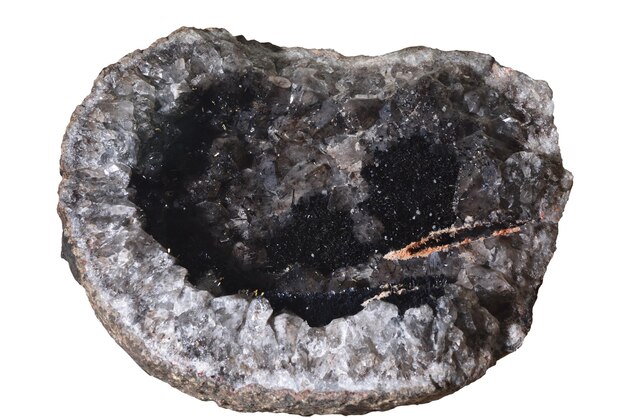 Minerali di pietre preziose goetite di quarzo isolati su uno sfondo bianco