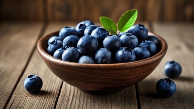 mirtilli freschi in una ciotola di legno pronti per uno spuntino sano