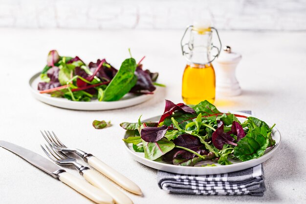 Mix di foglie di insalata verde