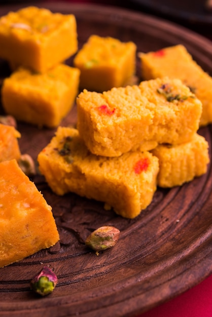 Mix Mithai o dolci al latte delle feste indiane e pakistane