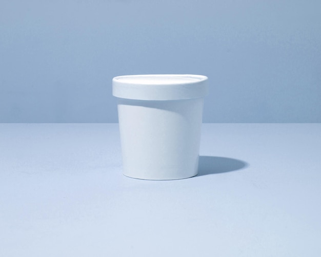 mockup di mugcup isolato su sfondo bianco