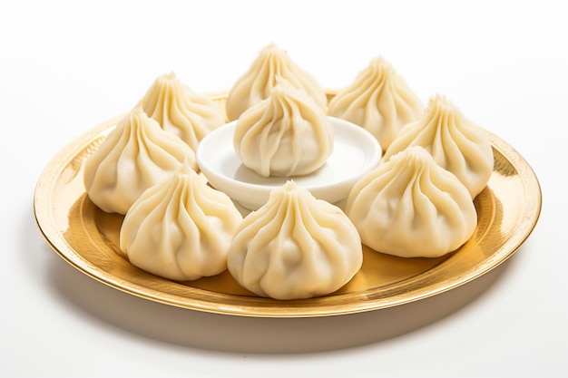 Modak Elegante Sul Piatto A Sfondo Bianco