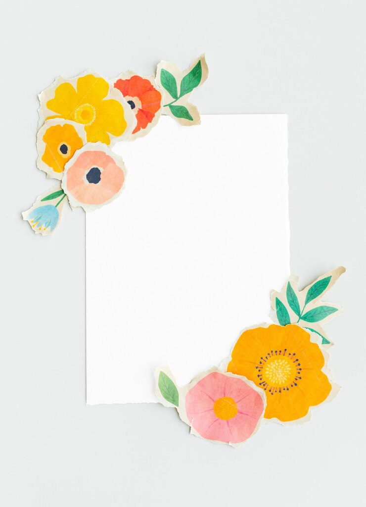 Foto modello di carta bianca con fiori di artigianato di carta