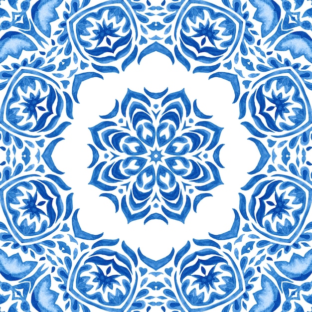 Modello di pittura ornamentale senza cuciture delle mattonelle disegnate a mano blu e bianco dell'acquerello del damasco del medaglione