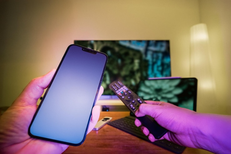 modello di schermo vuoto di telecomando per smartphone TV a telecomando portatile