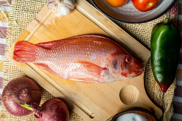 mojarra en tabla