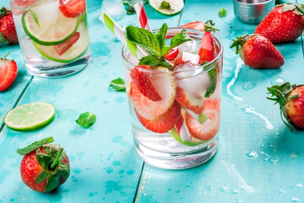 Mojito estivo rinfrescante con fragole