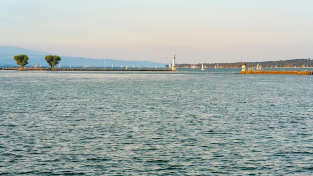 Molo al Lago di Ginevra nella città di Ginevra, Svizzera