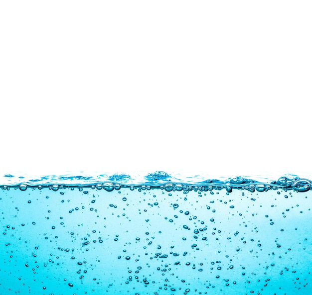 Molte bolle in acqua si chiudono, onda d'acqua astratta con le bolle