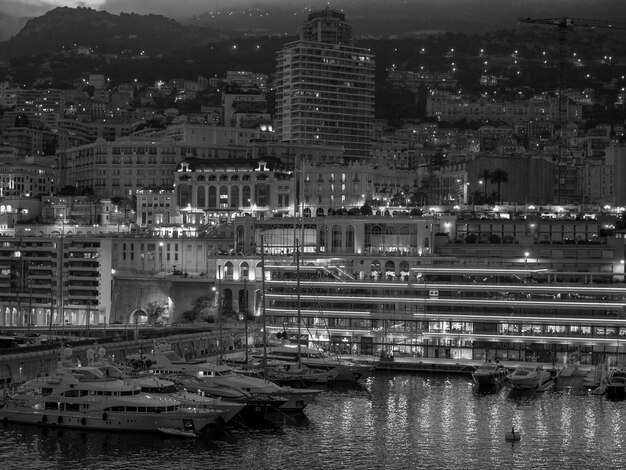 Monaco di notte