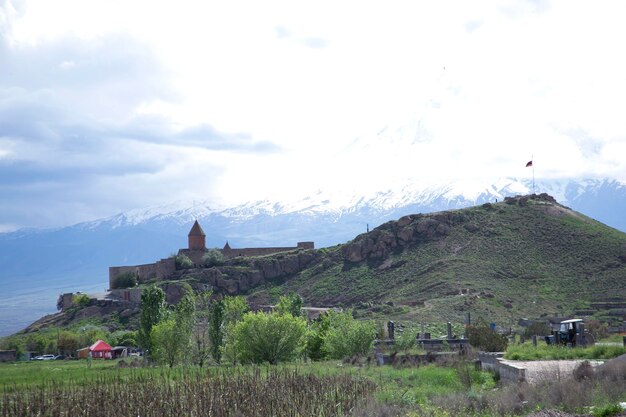 Monastero di Khor Virab con il Monte Ararat sullo sfondo