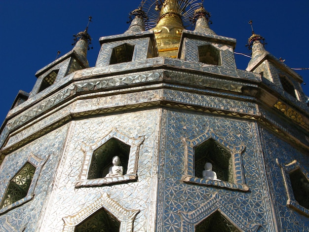 Monastero di Taungkalat sul monte Popa Myanmar